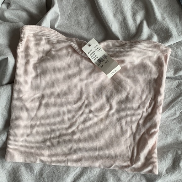 Summer top bundle - Picture 2 of 9